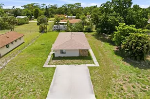 2237 Iris Way, Fort Myers, FL 33905 - Photo 31