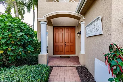 3573 Malagrotta Cir, Cape Coral, FL 33909 - Photo 3