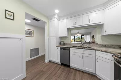 1747 Pebble Beach Dr #113, Fort Myers, FL 33907 - Photo 7