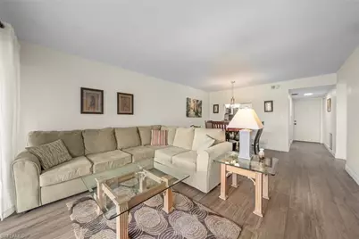 1747 Pebble Beach Dr #113, Fort Myers, FL 33907 - Photo 11