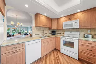 6102 Augusta Dr, Fort Myers, FL 33907 - Photo 1