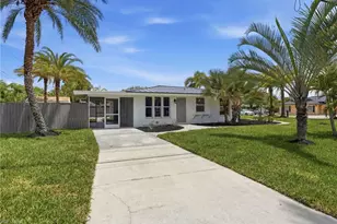 11901 McGregor Blvd, Fort Myers, FL 33919 - Photo 3