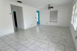 10 Tangerine Ct, Lehigh Acres, FL 33936 - Photo 13