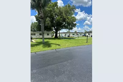 10 Tangerine Ct, Lehigh Acres, FL 33936 - Photo 1