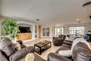5359 Majestic Ct, Cape Coral, FL 33904 - Photo 11