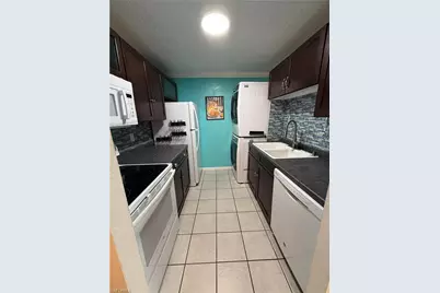 431 Van Buren St #C7, Fort Myers, FL 33916 - Photo 9