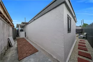 7929 NW 36th Ct, Miami, FL 33147 - Photo 45