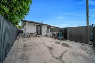 7929 NW 36th Ct, Miami, FL 33147 - Photo 23