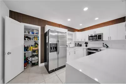 7929 NW 36 Ct, Miami, FL 33147 - Photo 9