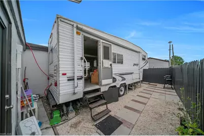 7929 NW 36 Ct, Miami, FL 33147 - Photo 31