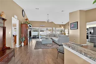 412 SE 13th Ave, Cape Coral, FL 33990 - Photo 5