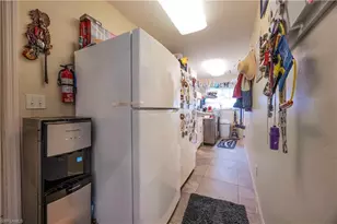 469 NE 1st Pl, Cape Coral, FL 33909 - Photo 31