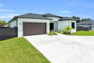 914 Chiquita Blvd N, Cape Coral, FL 33993 - Photo 3