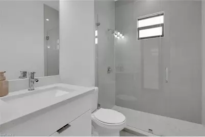 914 Chiquita Blvd N, Cape Coral, FL 33993 - Photo 21