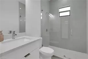 914 Chiquita Blvd N, Cape Coral, FL 33993 - Photo 21