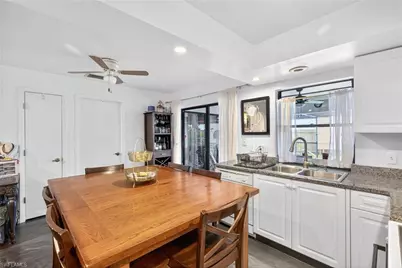 619/621 SW 3rd Ter, Cape Coral, FL 33991 - Photo 11