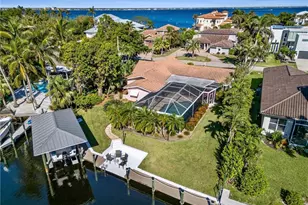392 Snow Dr, Fort Myers, FL 33919 - Photo 43