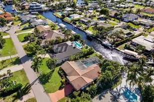 392 Snow Dr, Fort Myers, FL 33919 - Photo 41