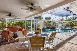 392 Snow Dr, Fort Myers, FL 33919 - Photo 13