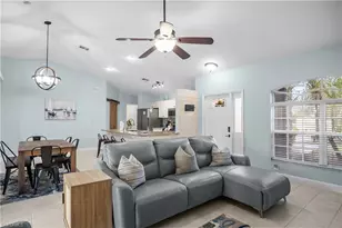 1019 NW 9th St, Cape Coral, FL 33993 - Photo 7