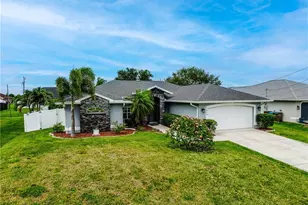 1019 NW 9th St, Cape Coral, FL 33993 - Photo 3