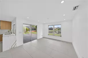 2031 SE 25th Ln, Cape Coral, FL 33904 - Photo 15