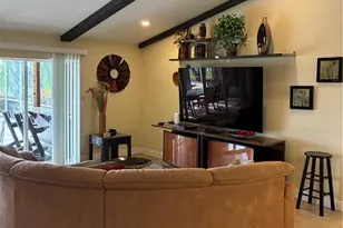 519 SE 20th Ct, Cape Coral, FL 33990 - Photo 3