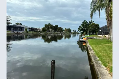 519 SE 20th Ct, Cape Coral, FL 33990 - Photo 17