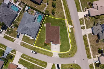 1504 Honor Ct, Lehigh Acres, FL 33971 - Photo 31