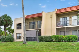 12481 McGregor Blvd, Fort Myers, FL 33919 - Photo 3