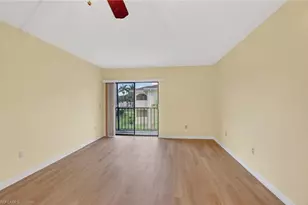 12481 McGregor Blvd, Fort Myers, FL 33919 - Photo 9