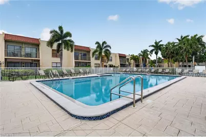 12481 McGregor Blvd #17, Fort Myers, FL 33919 - Photo 37