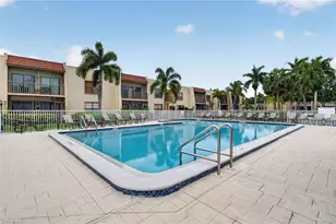 12481 McGregor Blvd, Fort Myers, FL 33919 - Photo 37