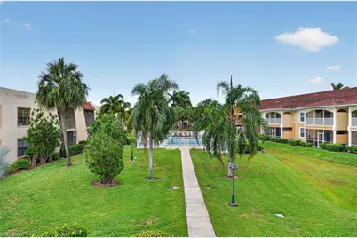 12481 McGregor Blvd #17, Fort Myers, FL 33919 - Photo 1