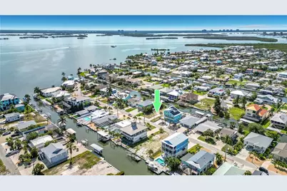 200 Curlew St, Fort Myers Beach, FL 33931 - Photo 9