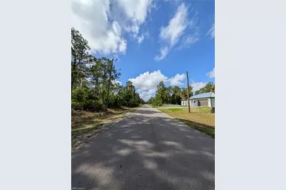 114 Wells Ave, Lehigh Acres, FL 33936 - Photo 3