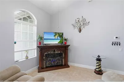 219 Gleason Pkwy, Cape Coral, FL 33914 - Photo 7