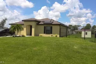 816 Lystra Ave, Fort Myers, FL 33913 - Photo 1