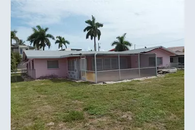 525 Coral Dr, Cape Coral, FL 33904 - Photo 3