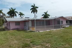 525 Coral Dr, Cape Coral, FL 33904 - Photo 3