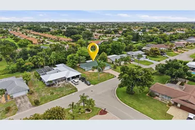 1431 Dubonnet Ct, Fort Myers, FL 33919 - Photo 7
