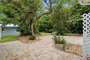 1431 Dubonnet Ct, Fort Myers, FL 33919 - Photo 33