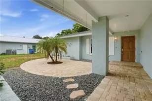1431 Dubonnet Ct, Fort Myers, FL 33919 - Photo 3