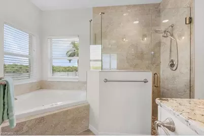4885 E Riverside Dr, Fort Myers, FL 33905 - Photo 21