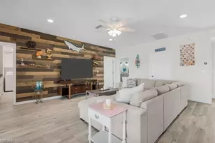 4885 E Riverside Dr, Fort Myers, FL 33905 - Photo 5