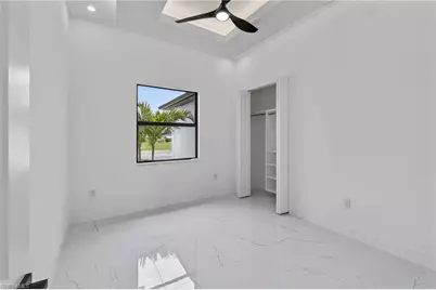 330 SW 26th Pl, Cape Coral, FL 33991 - Photo 15