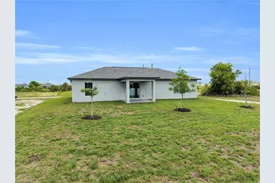 1126 NW 6th Ave, Cape Coral, FL 33993 - Photo 5