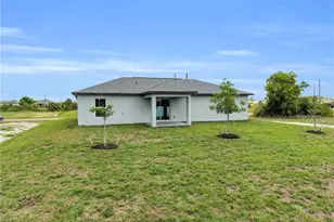 1126 NW 6th Ave, Cape Coral, FL 33993 - Photo 5