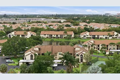 8382 Charter Club Cir #4, Fort Myers, FL 33919 - Photo 13