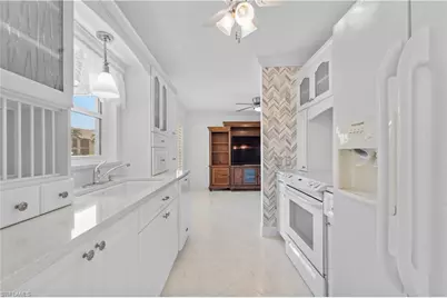 8382 Charter Club Cir #4, Fort Myers, FL 33919 - Photo 17